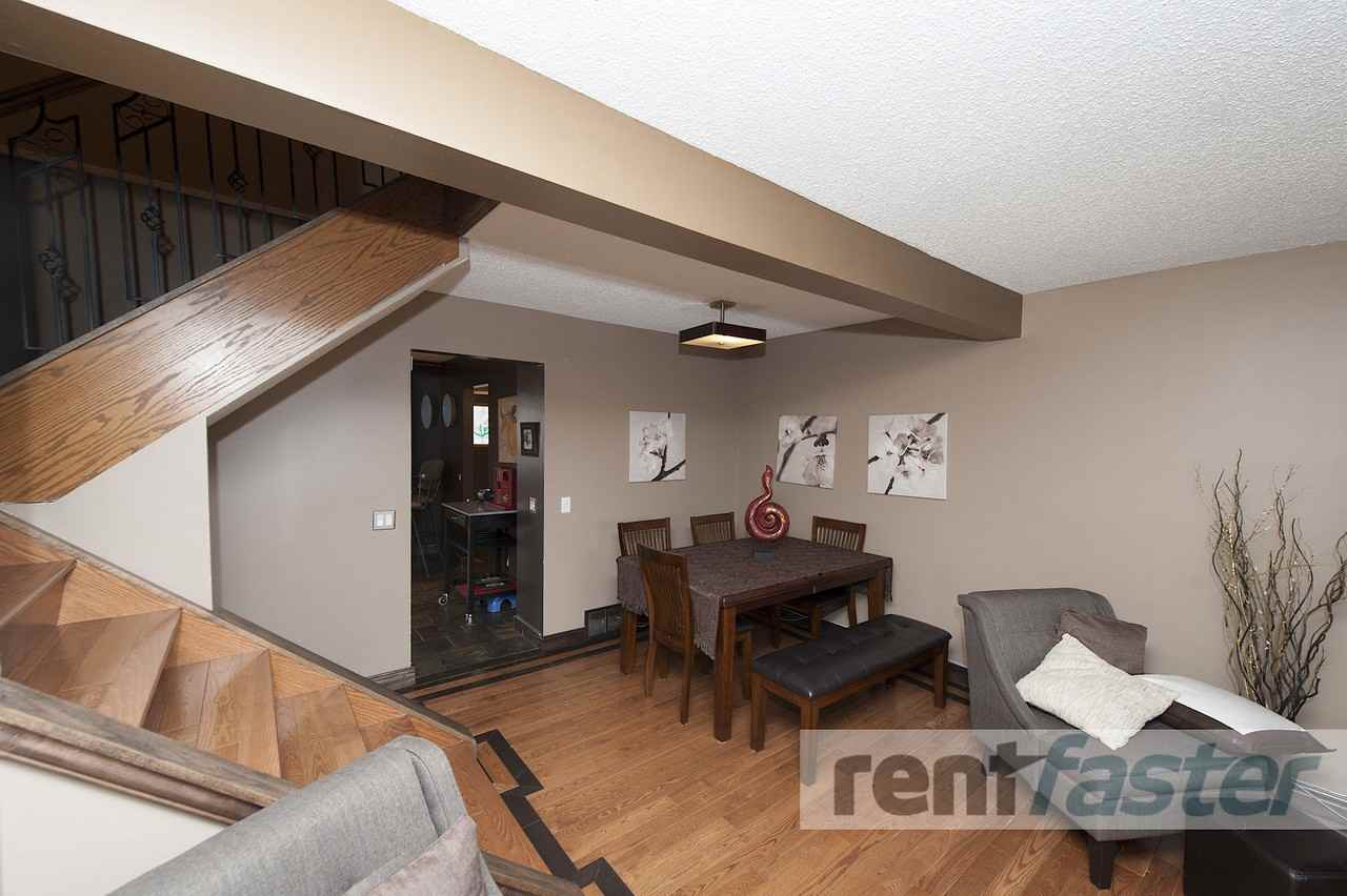 570 Strathcona Dr Sw - Photo 7 of 42
