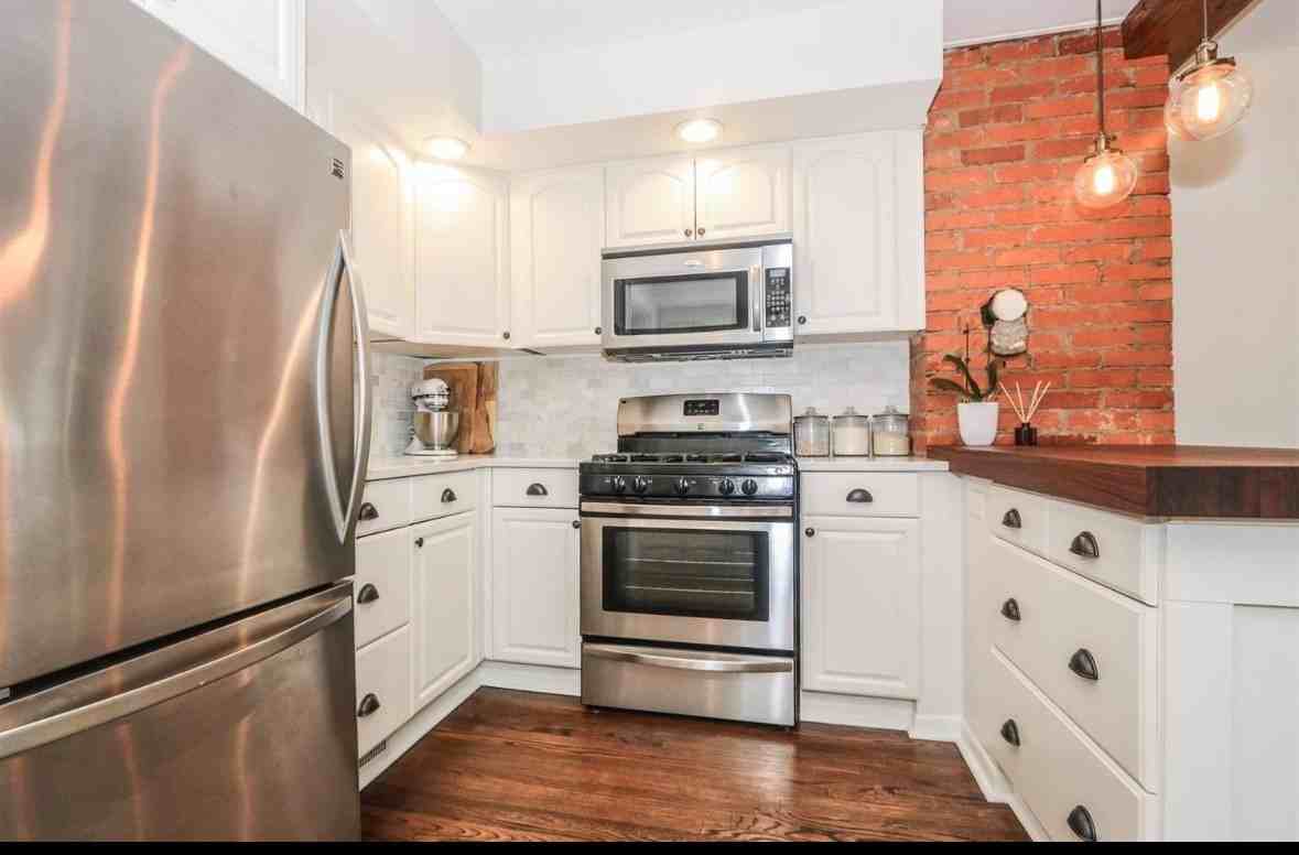 3868 Belmont Ave #NA - Photo 3 of 20