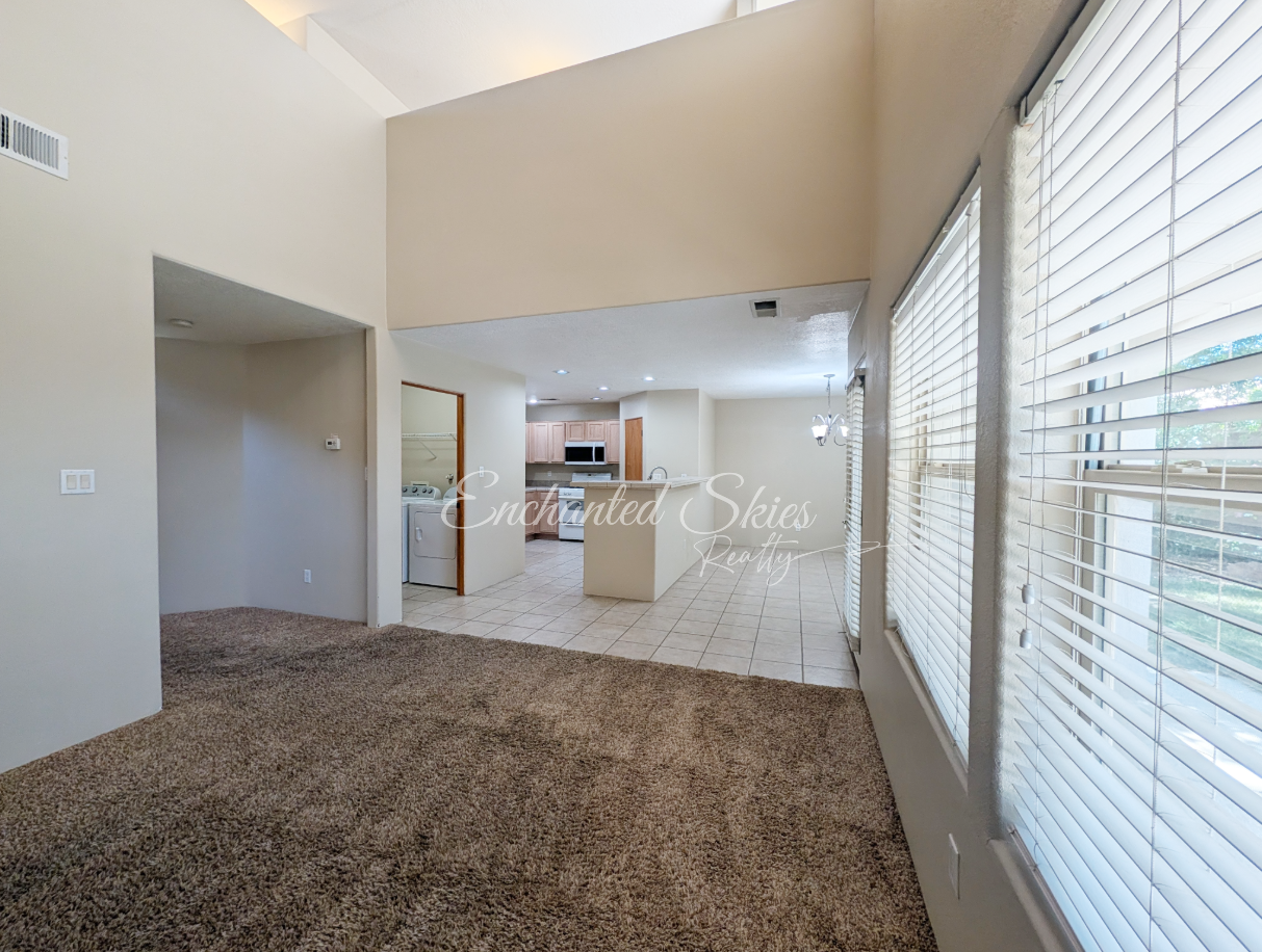 7224 Via Contenta Ne #NA - Photo 7 of 18