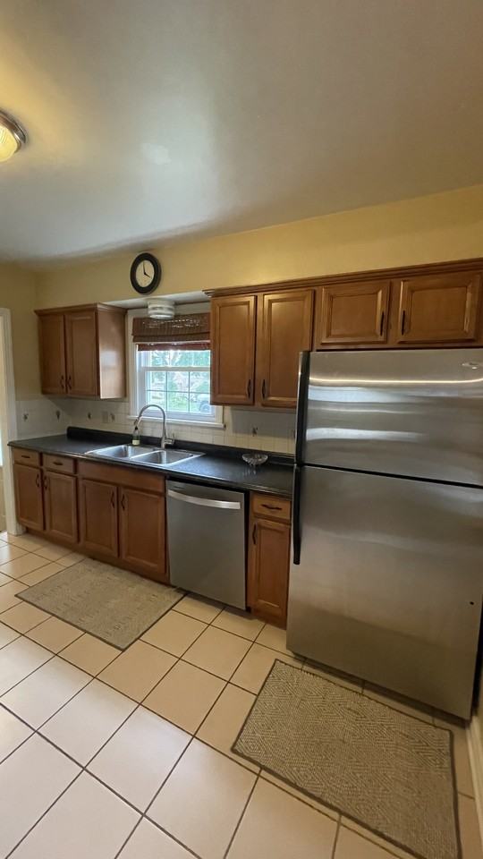 1101 S Main St #NA - Photo 5 of 36