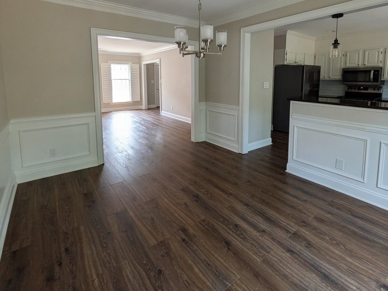 276 Windsor Pkwy #NA - Photo 4 of 26