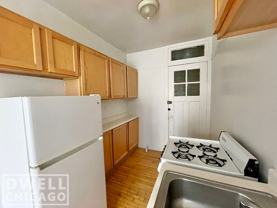 6526 N Lakewood Ave - Photo 1 of 1