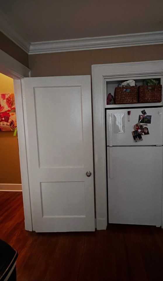 400 W Oak St #402 - Photo 4 of 6