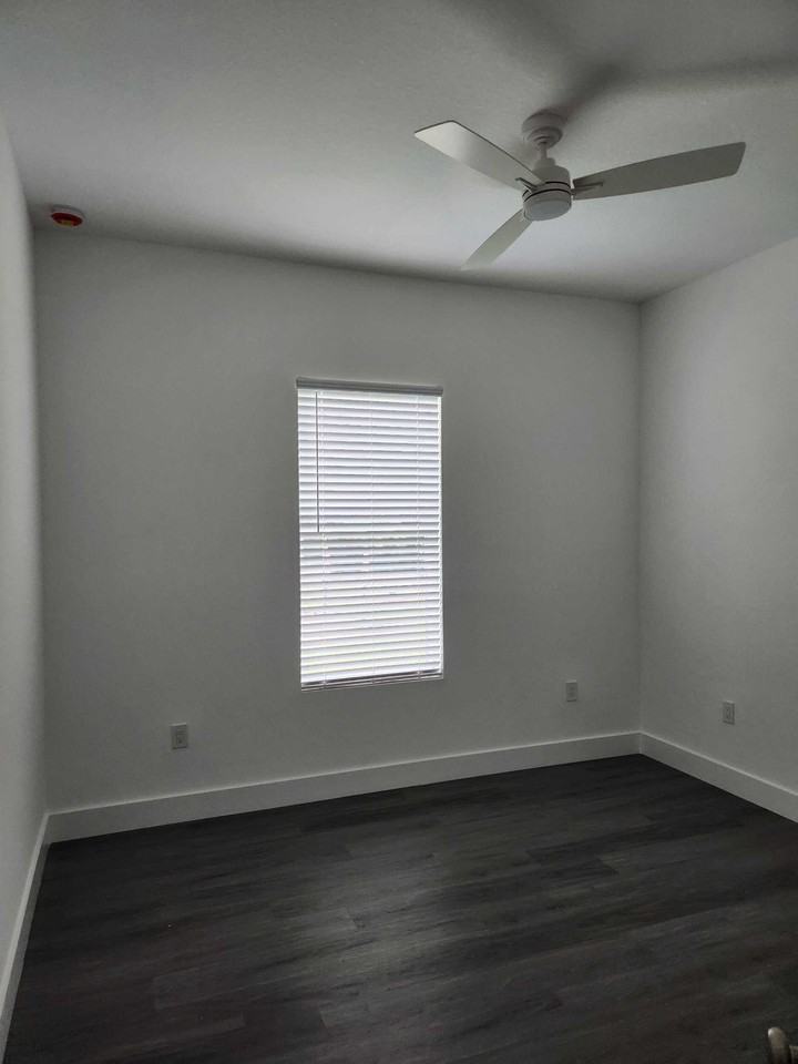 309 Lakewood Ln #NA - Photo 5 of 12
