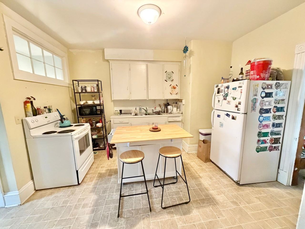 222 S Union St #3 - Photo 4 of 11