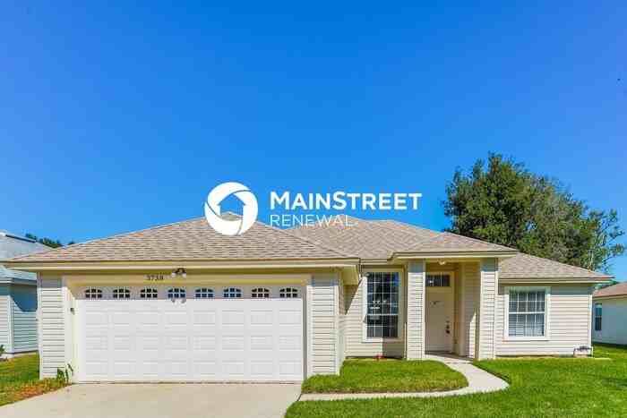 3738 Woodbriar Dr