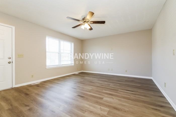 1855 Gates Dr W - Photo 5 of 25