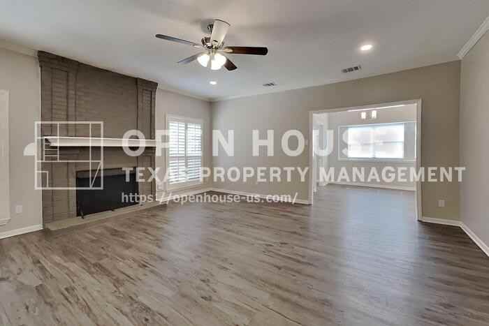 18426 Big Cypress Dr - Photo 4 of 23