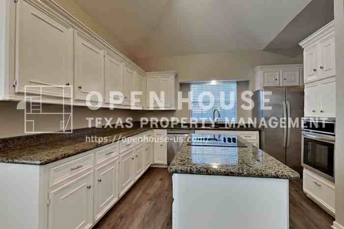 18426 Big Cypress Dr - Photo 5 of 23