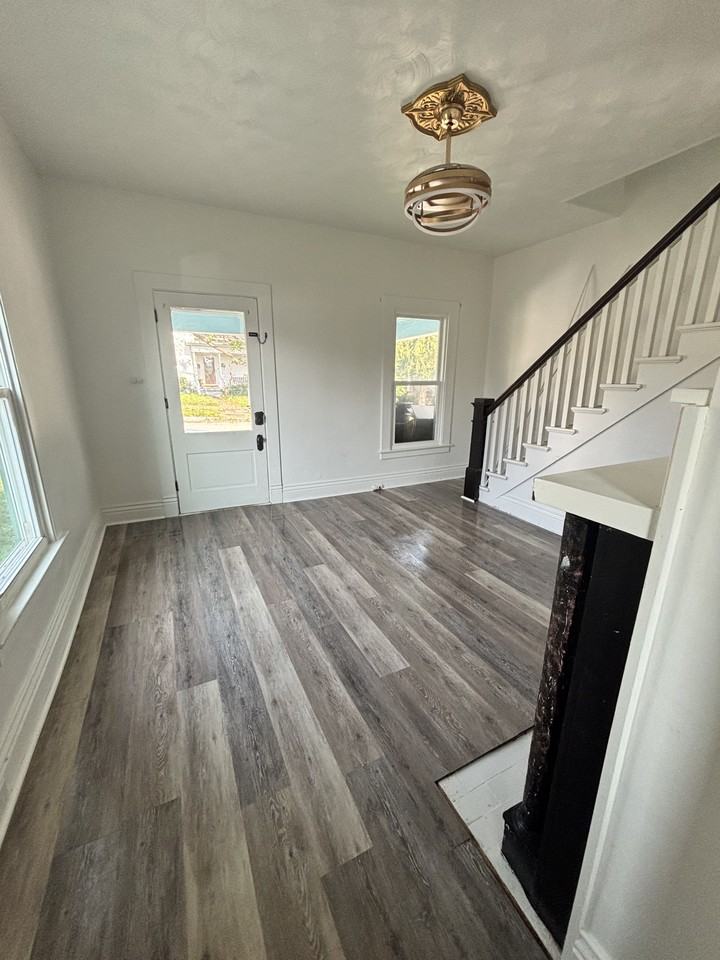 204 N 2nd St #NA - Photo 2 of 9
