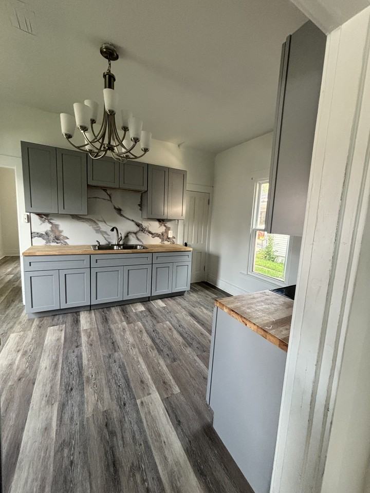 204 N 2nd St #NA - Photo 7 of 9