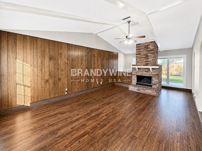 3025 Jamestown Dr - Photo 4 of 30