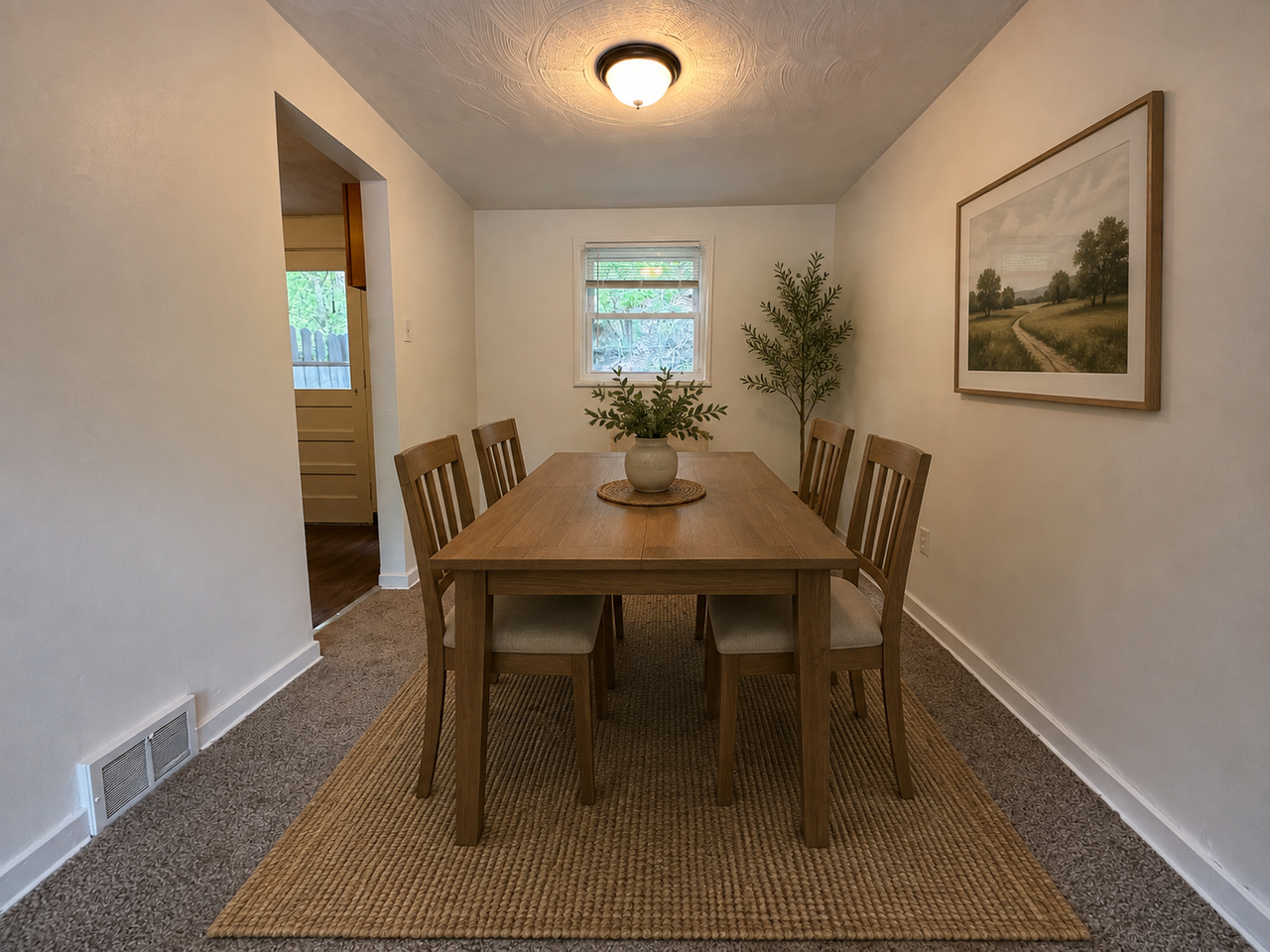 544 Long Rd - Photo 3 of 11