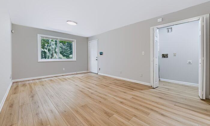 1635 Line Cir #1635 - Photo 6 of 15