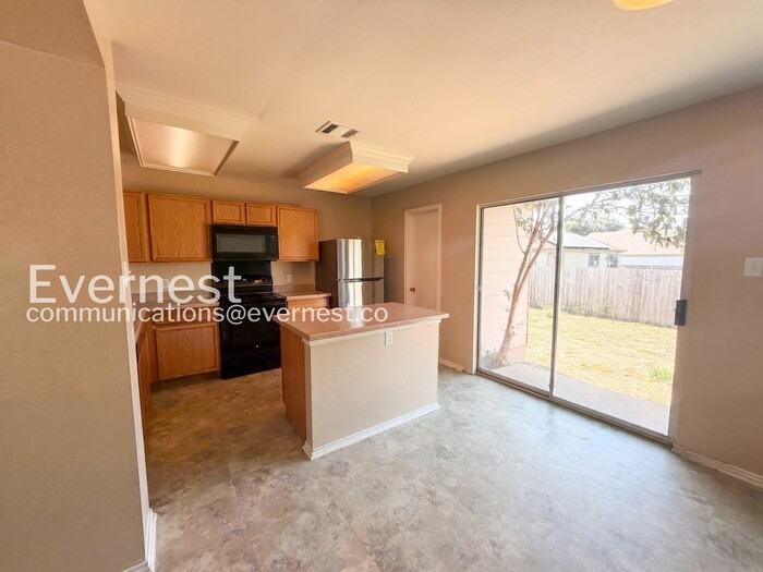 1112 Apollo Cir - Photo 6 of 22