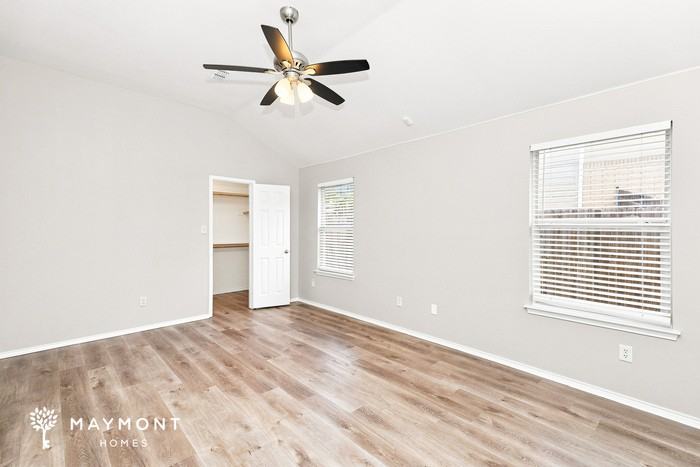 420 Heritage Dr - Photo 5 of 15
