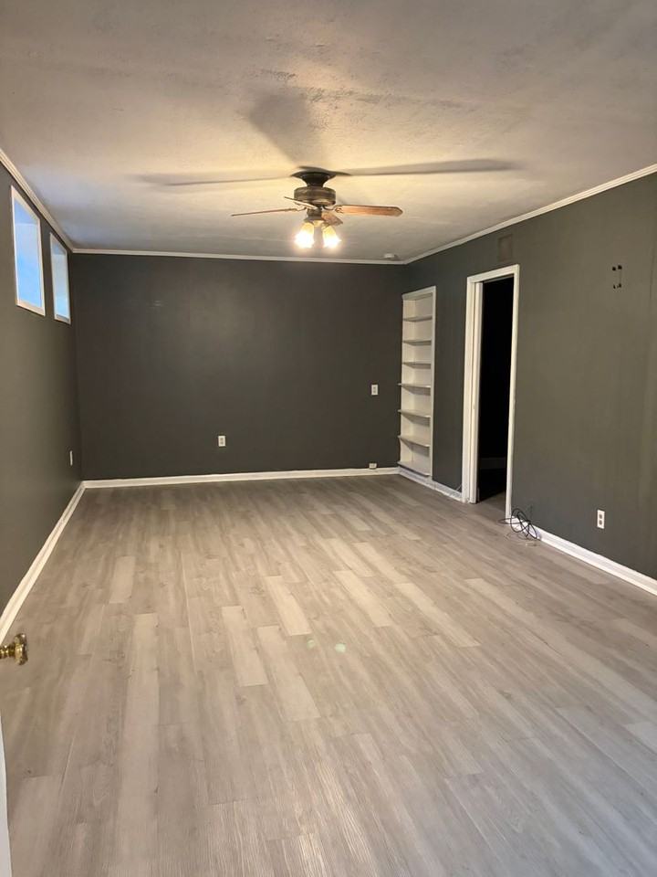 3826 Springhill Dr - Photo 6 of 12