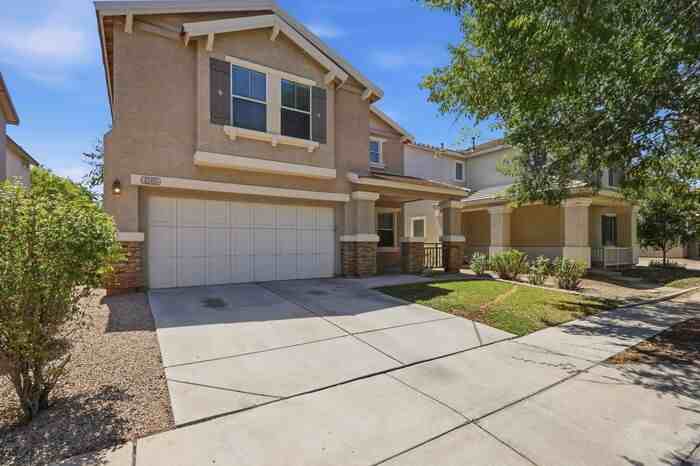 4265 E Windsor Dr - Photo 3 of 37