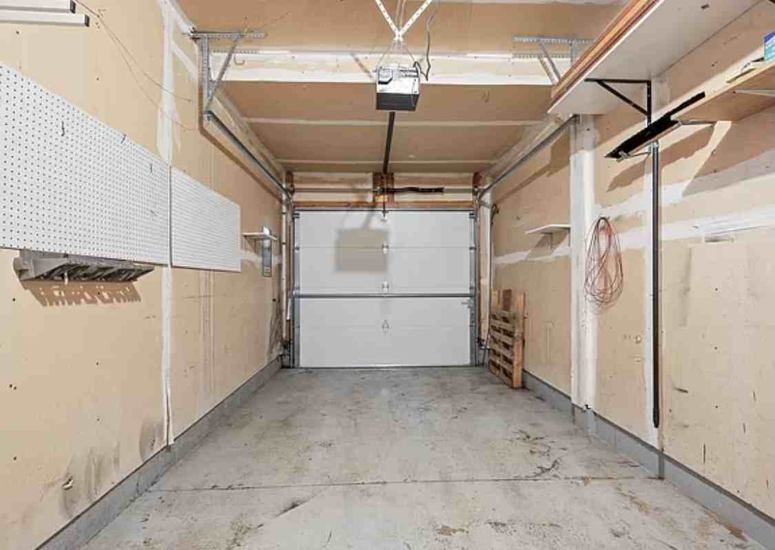 18090 Settlers Way #NA - Photo 7 of 13