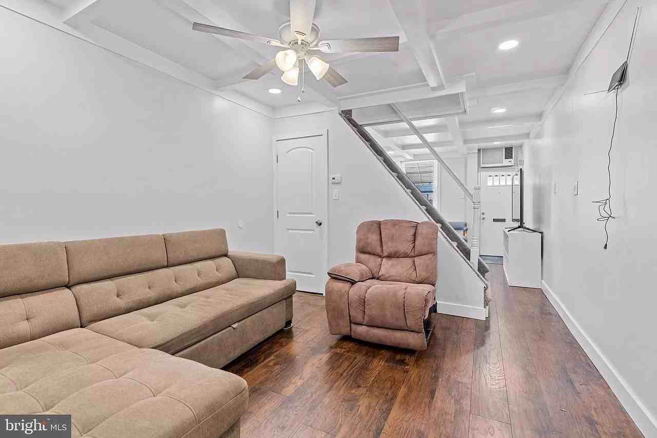 2846 Almond St #NA - Photo 6 of 24
