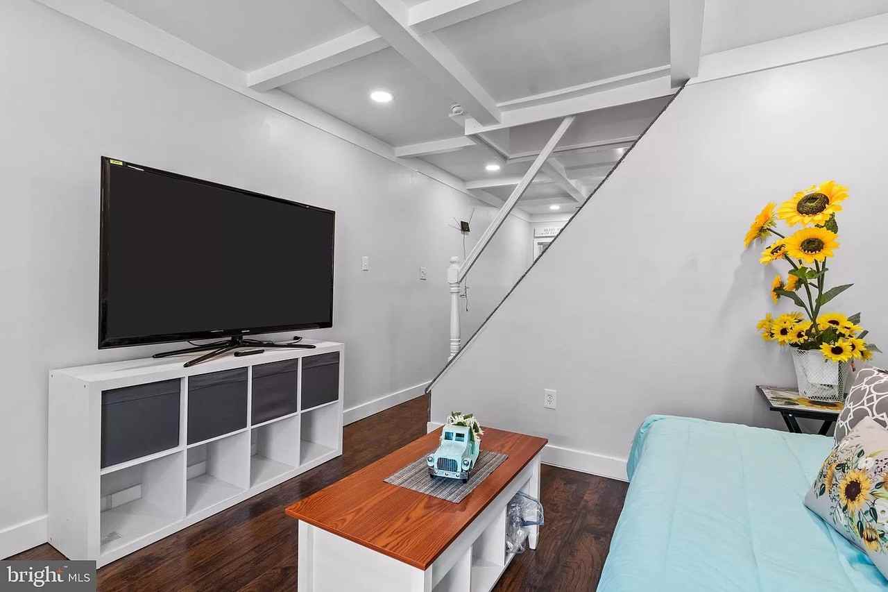 2846 Almond St #NA - Photo 7 of 24