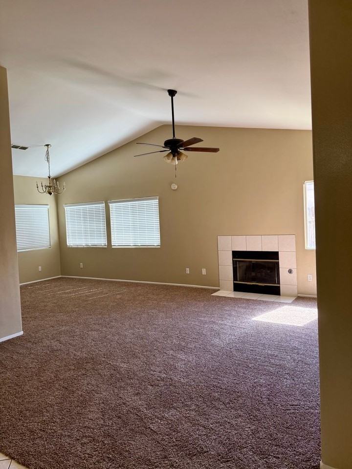 7110 Rogue River Dr - Photo 5 of 24