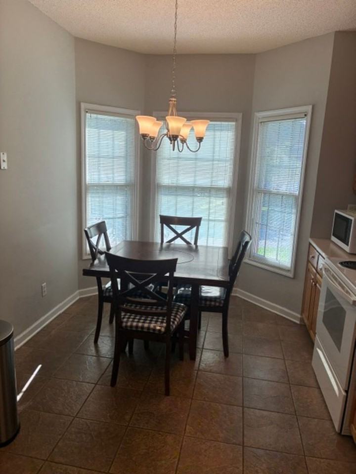 4116 Legends Way - Photo 6 of 9