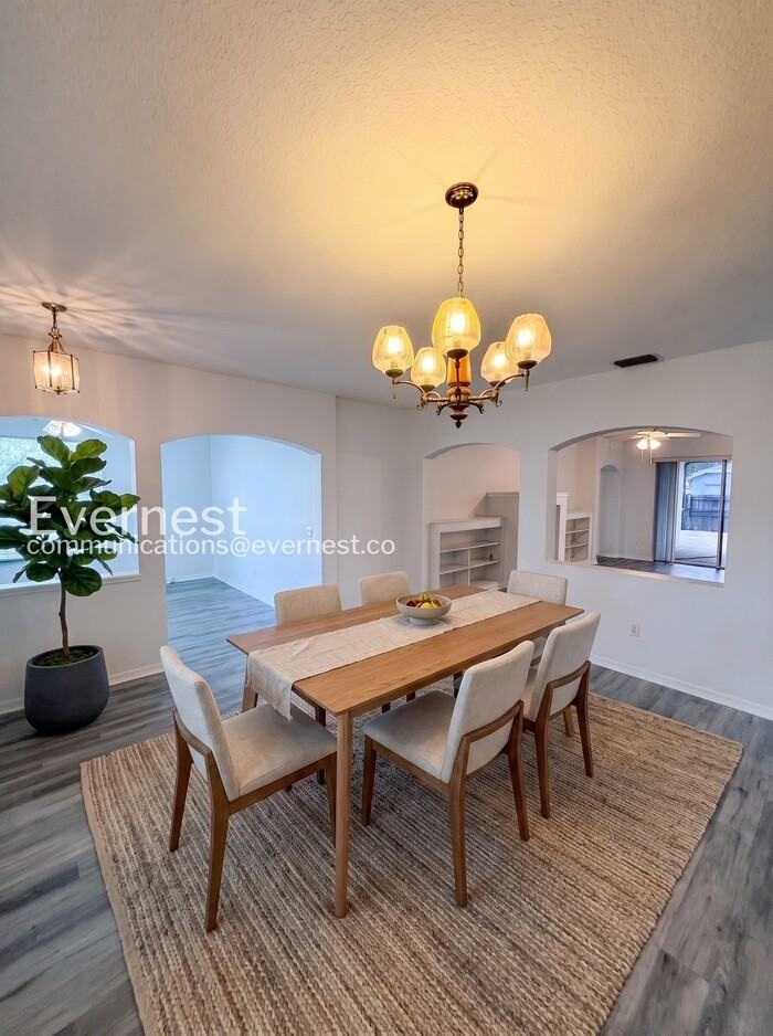 501 Tuscanny Park Loop - Photo 4 of 25
