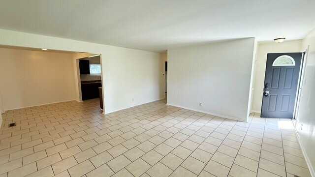 5858 E 45th St - Photo 6 of 13