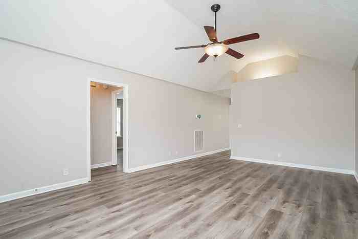 2324 Tullock Trl - Photo 4 of 20