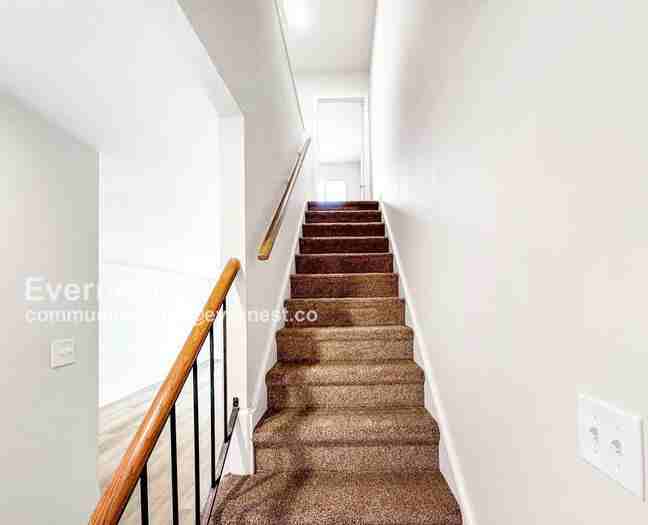 107 Newcastle Dr - Photo 6 of 12