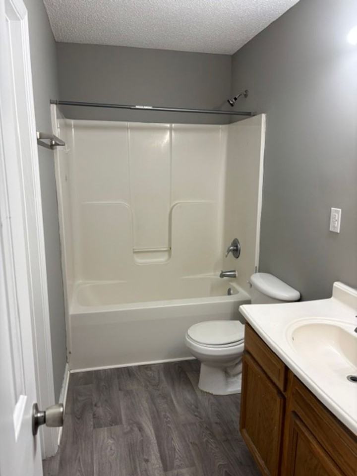 1751 Harvell St - Photo 5 of 10