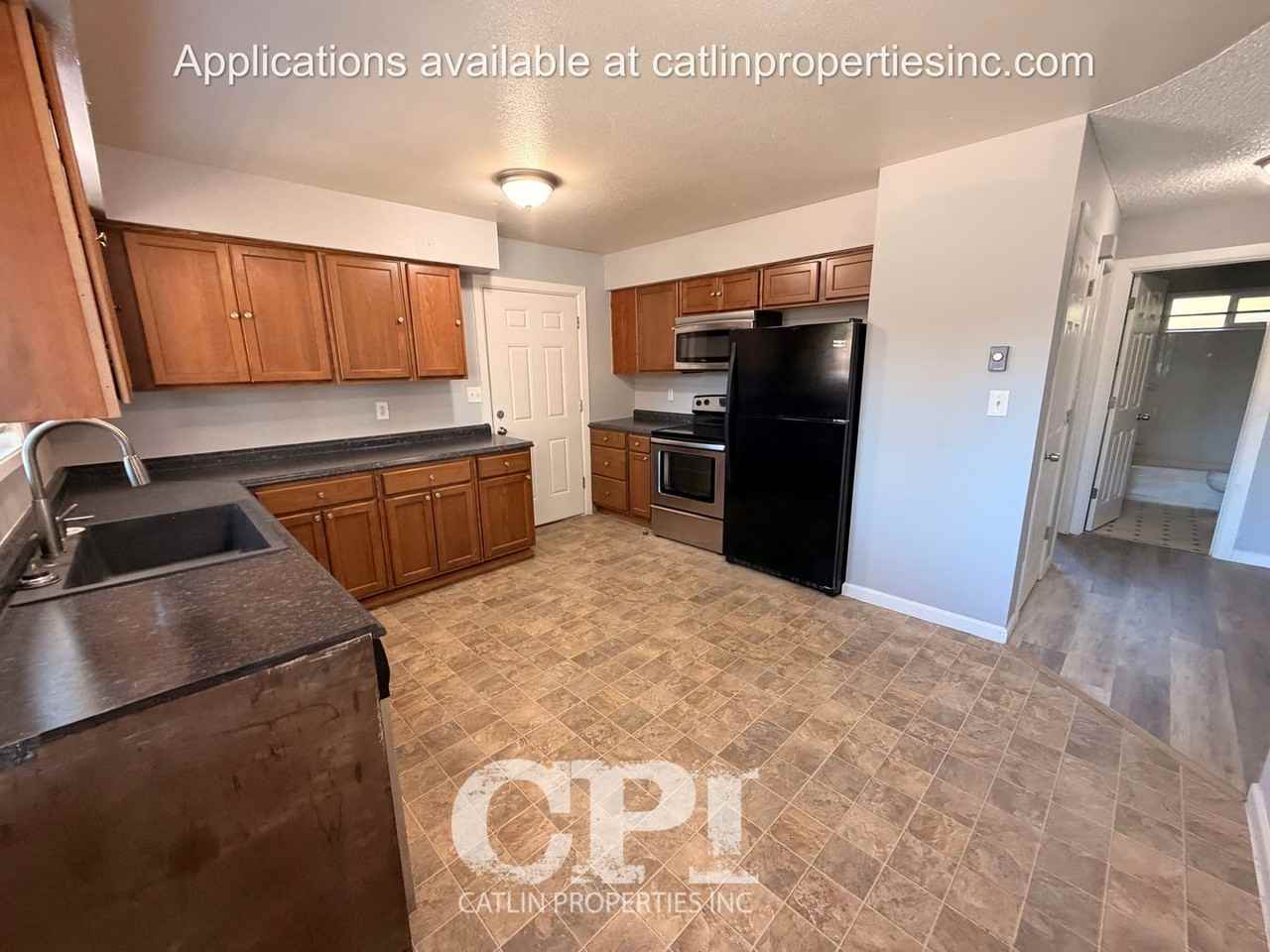 120 Dillon Dr #A - Photo 6 of 17