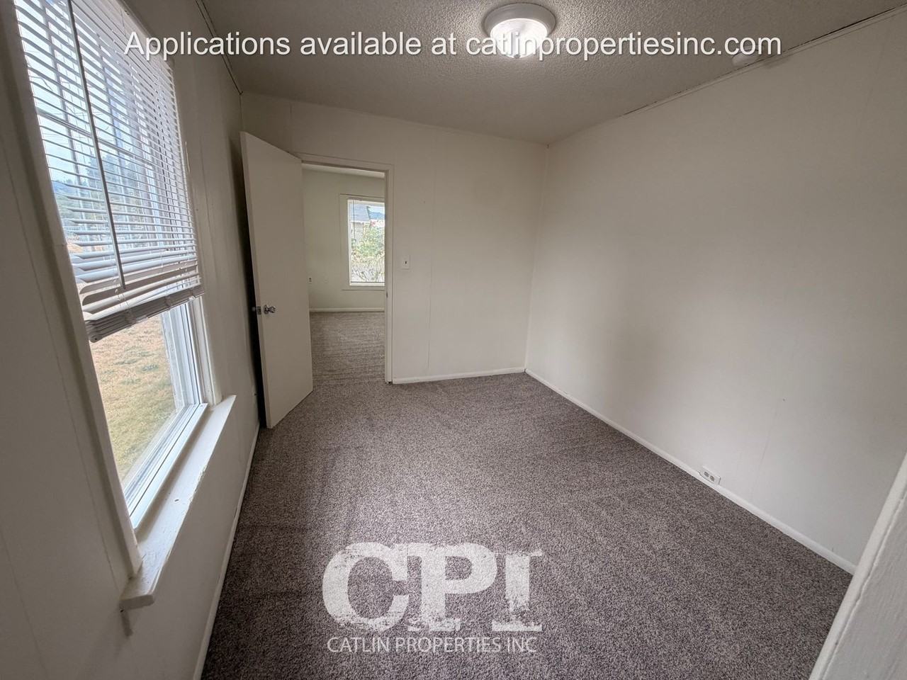 1409 1409 S 6th Ave - Single - Family - Photo 7 of 14