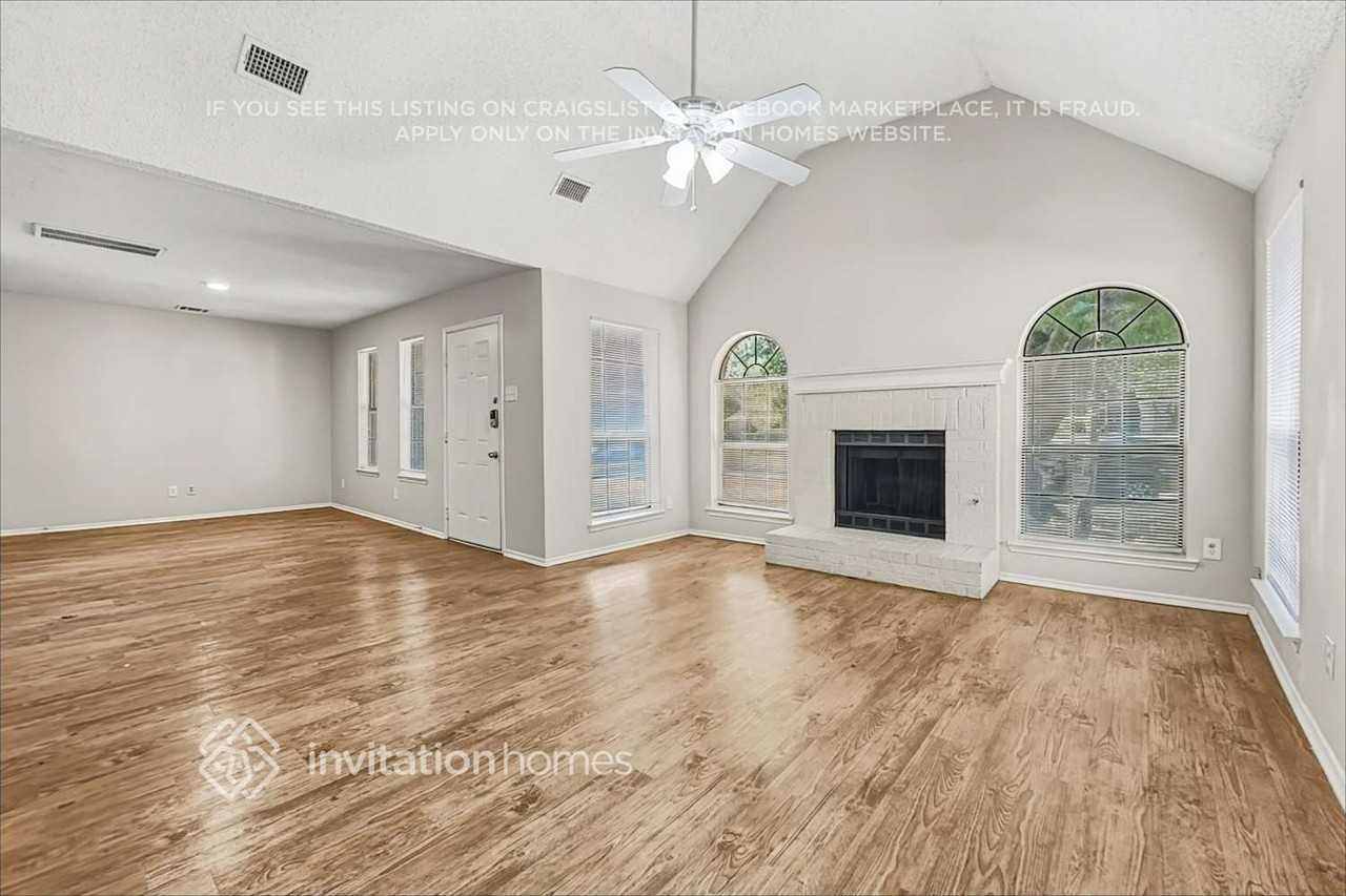 8405 Pacific Pearl Dr - Photo 5 of 21