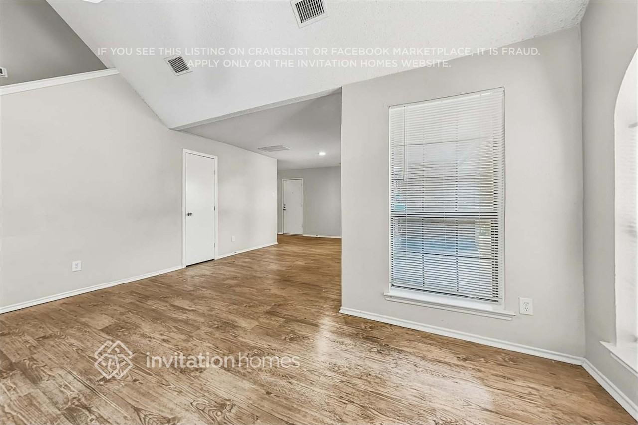 8405 Pacific Pearl Dr - Photo 6 of 21