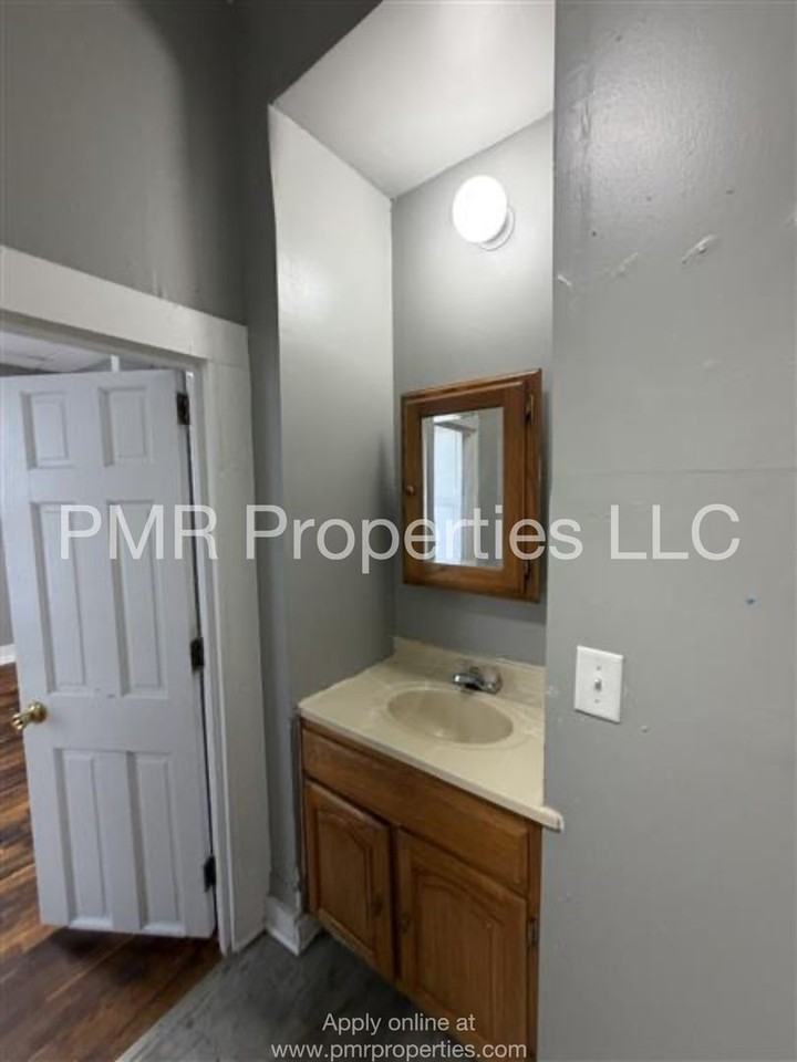 2611 Mary St - Photo 6 of 11