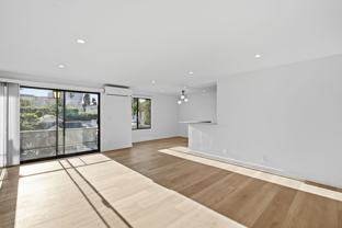 642 N West Knoll Dr - Photo 1 of 1