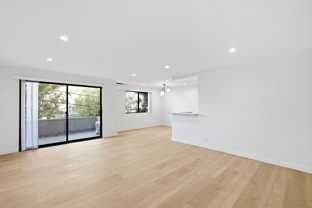 642 N West Knoll Dr - Photo 1 of 1