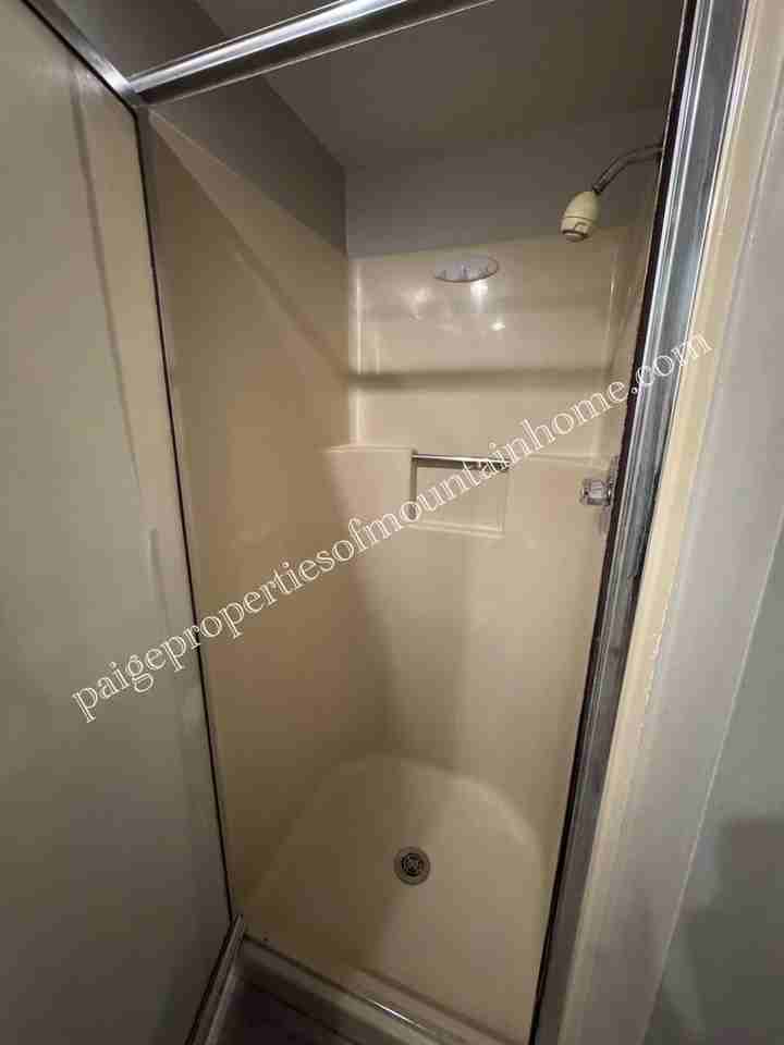 1505 Gregg Rd - Photo 6 of 23