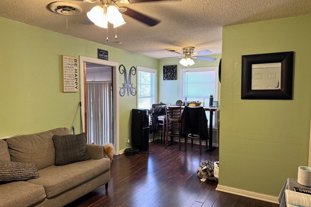 1113 Harlan Ave - Photo 4 of 28