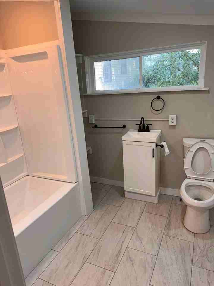 316 E Forest Ave - Photo 5 of 17