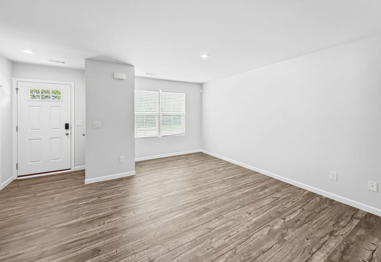 1241 Havenbrook Dr - Photo 6 of 17