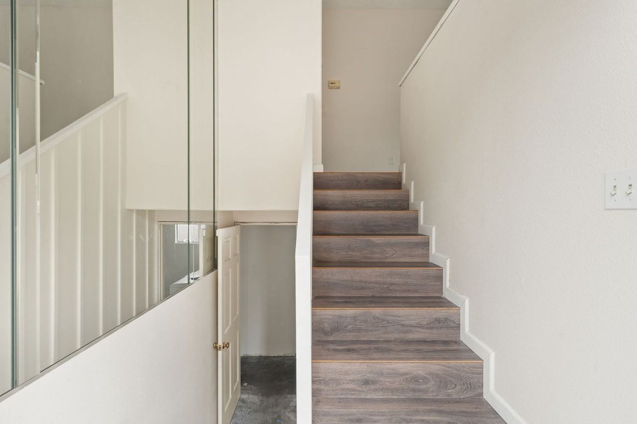 400 Casad Ave - Photo 5 of 32