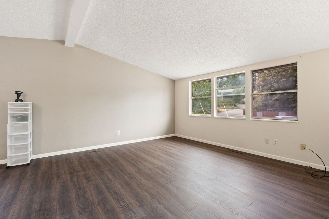 400 Casad Ave - Photo 6 of 32