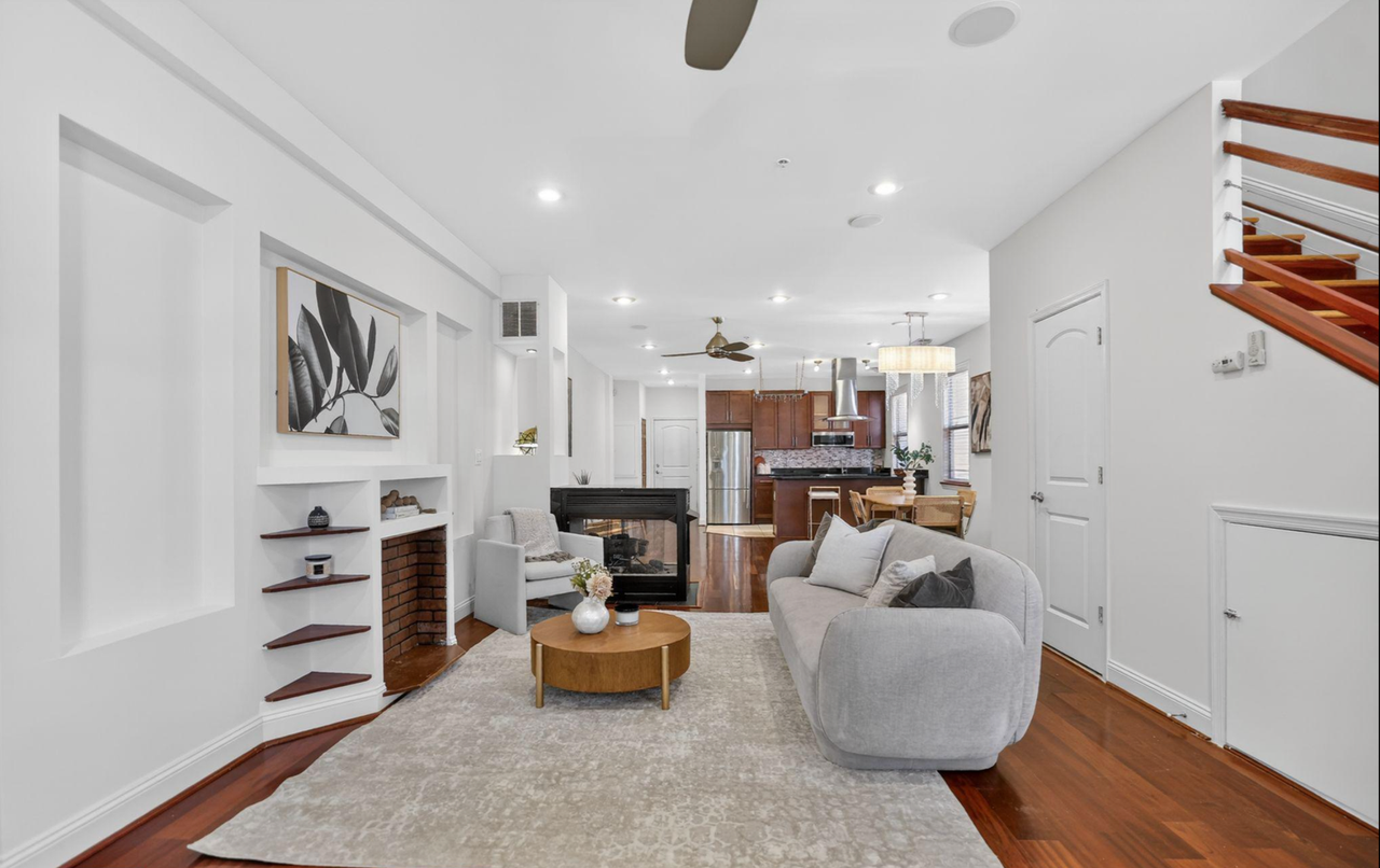 3573 Warder St Nw #7 - Photo 7 of 40