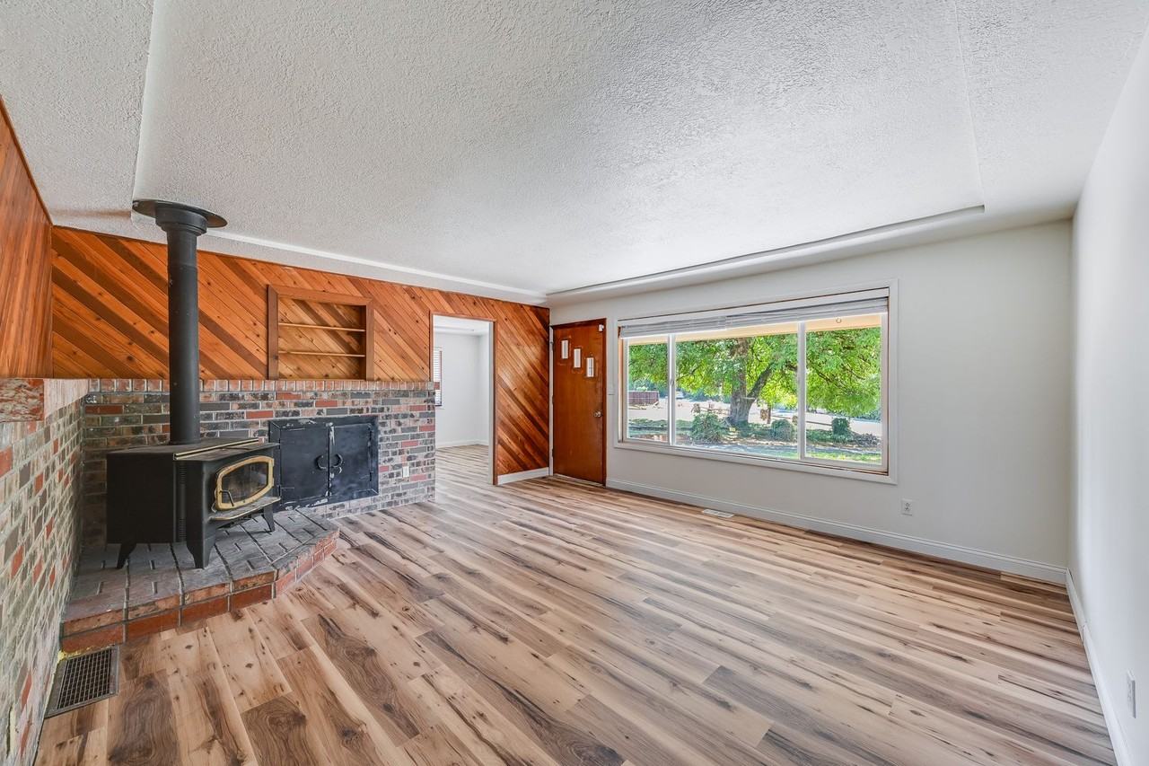 16631 Se Foster Rd - Photo 4 of 16
