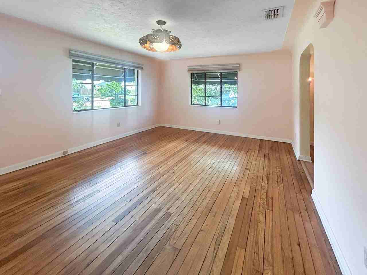 3521 4th Ave N - Photo 4 of 30