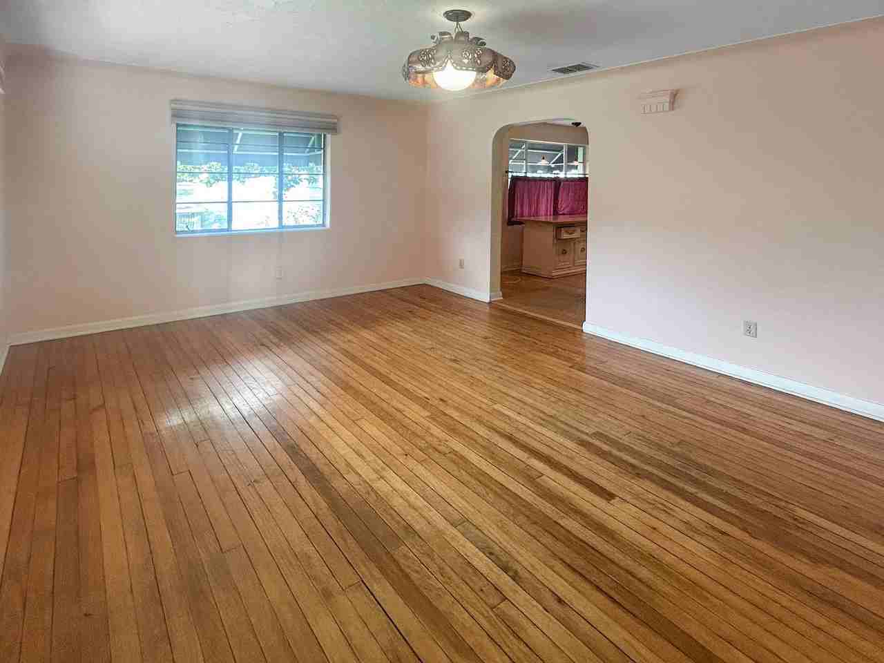 3521 4th Ave N - Photo 5 of 30
