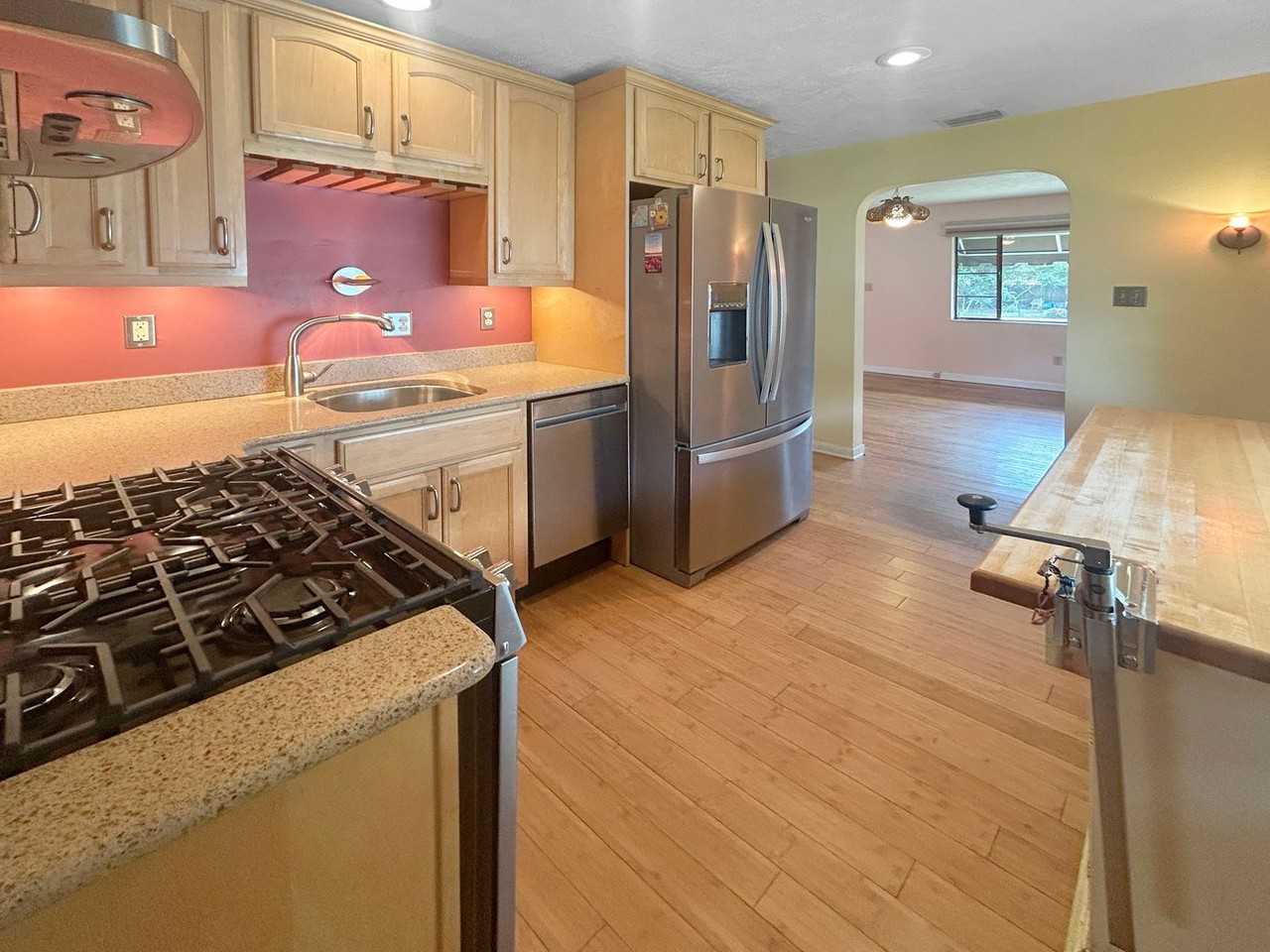 3521 4th Ave N - Photo 6 of 30